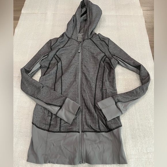 Lululemon Daily Practice Jacket Heathered Herrington Sz8 - Picture 4 of 11